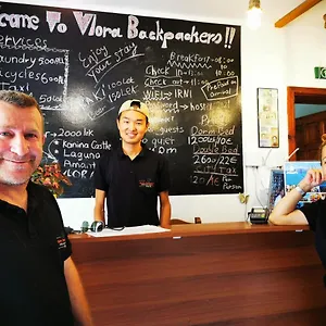 Hostel Backpackers & Bar Lungomare Vlorë